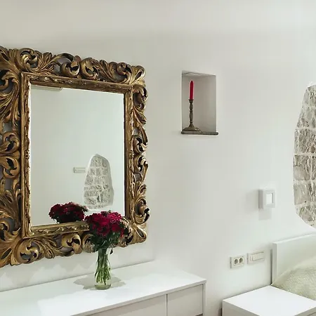 Διαμέρισμα Old Square